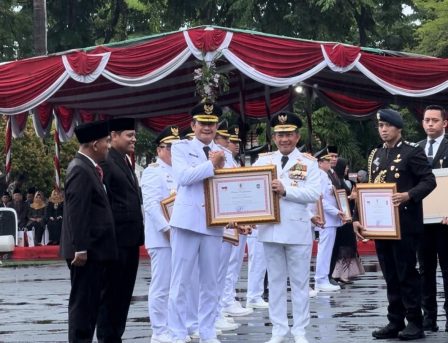 Hari Otoda ke XXVIII, Pemkab Lamongan Dianugerahi Penghargaan atas Penyelenggaraan Pemerintahan&nbsp;Daerah