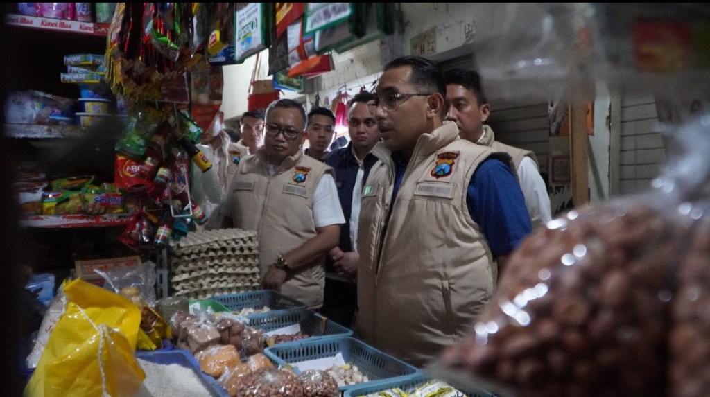 Satgas Pangan Polda Jatim Sidak ke Gresik Pastikan Ketersediaan Bahan Pokok Jelang Idul Fitri 1445&nbsp;H