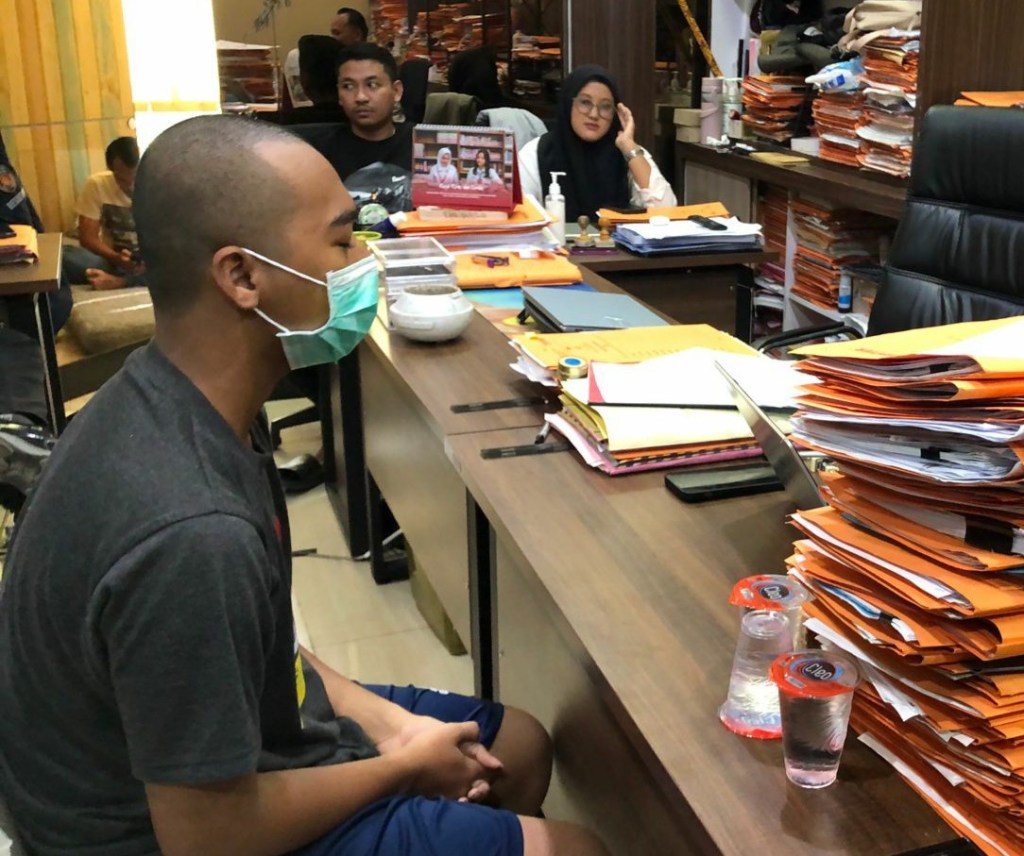 Manfaatkan Teknologi AI, Pemuda Cabul Asal Desa Suci Edit Foto Puluhan Teman Perempuannya Tanpa&nbsp;Busana