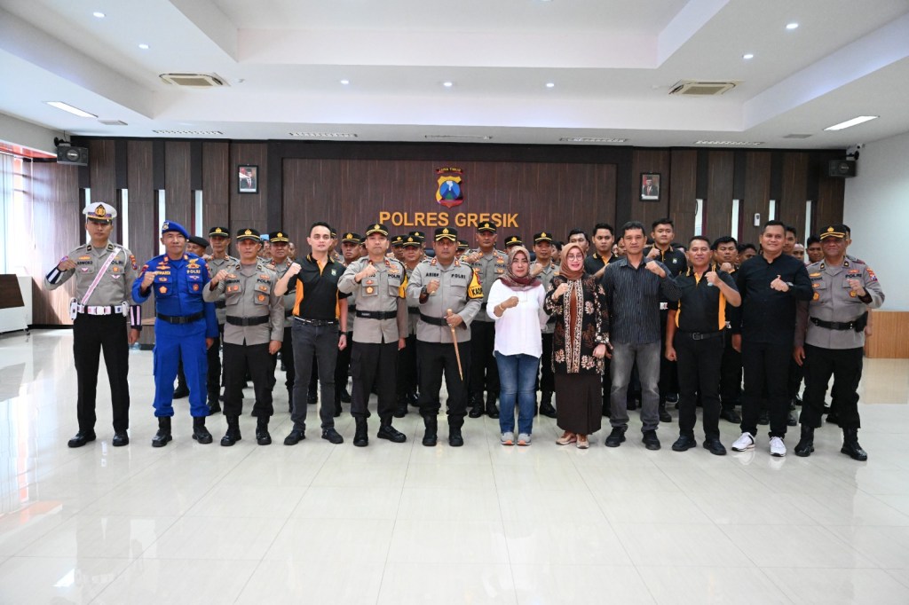 Kapolres Gresik Kukuhkan Komite Olahraga Polri di Mapolres Gresik