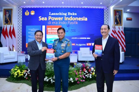 Komandan Puspenerbal Hadiri Peluncuran Buku ‘Sea Power Indonesia di Era Indo Pasifik’ Karya Laksamana (Purn) Marsetio